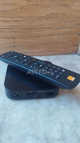 Pack Apple TV * Télécommande orange * S8 pièces - 2