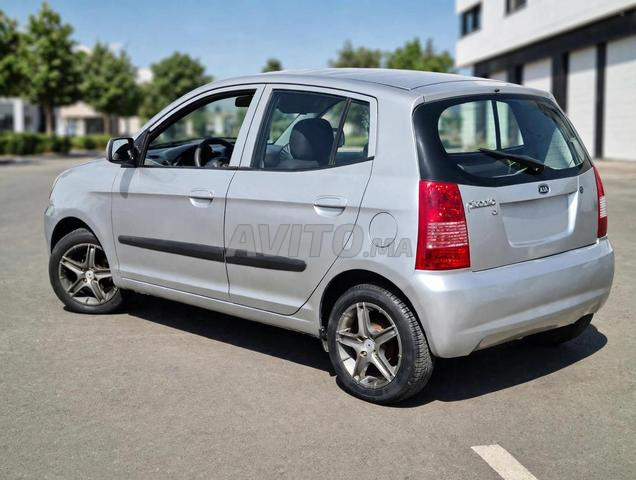Kia Picanto en très bon état - 2