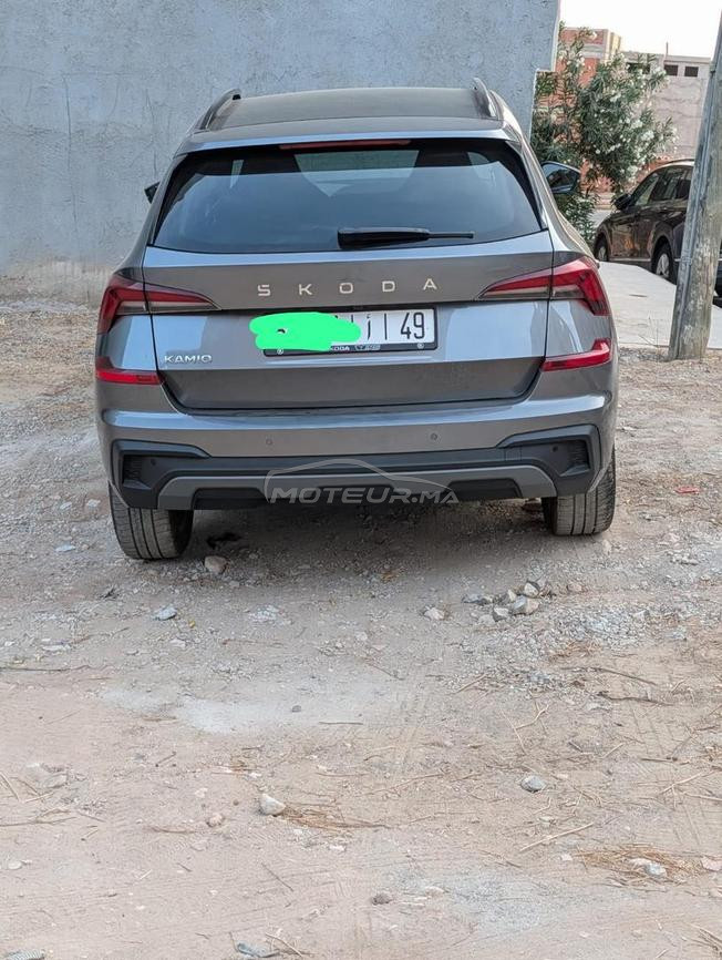 أعرض سيارتي هذه للبيع باقة جديده 
