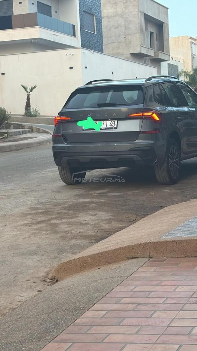 أعرض سيارتي هذه للبيع باقة جديده 