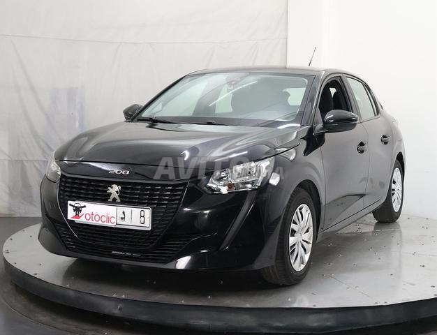 Peugeot 208 Essence Manuelle 2023 à Casablanca