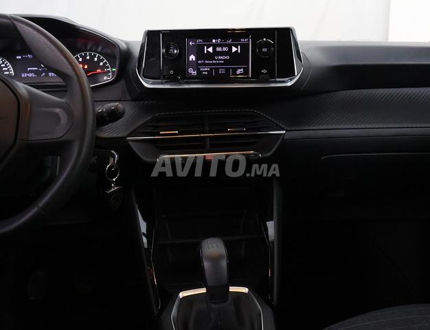 Peugeot 208 Essence Manuelle 2023 à Casablanca - 2