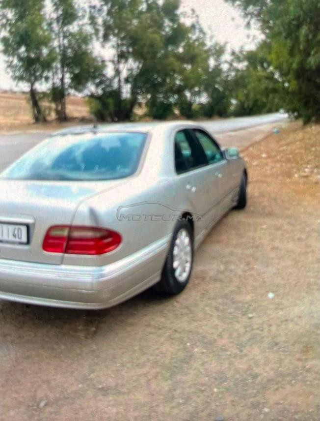 Mercedes Benz