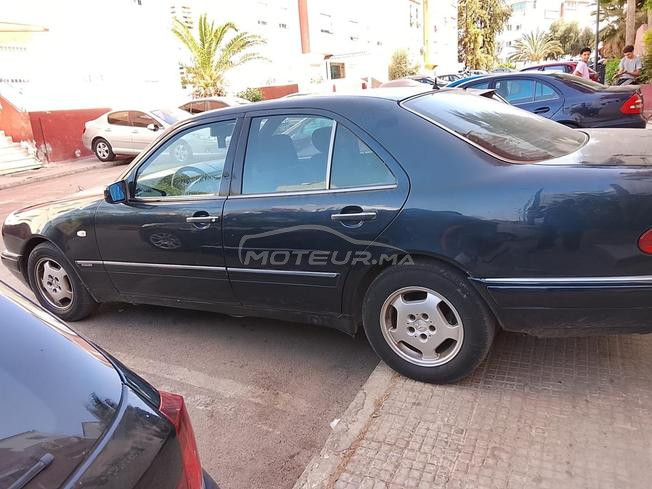 Mercedes E220D 