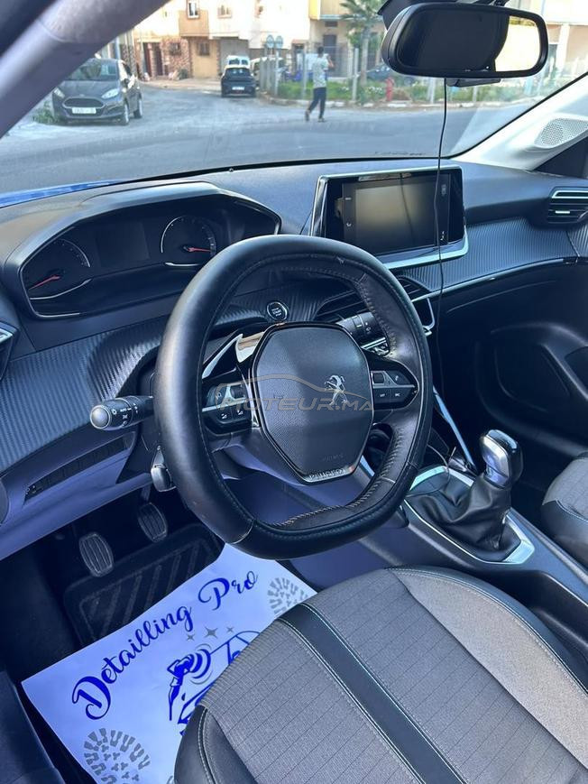 Peugeot 208 Allure 1.6 HDi 2023 