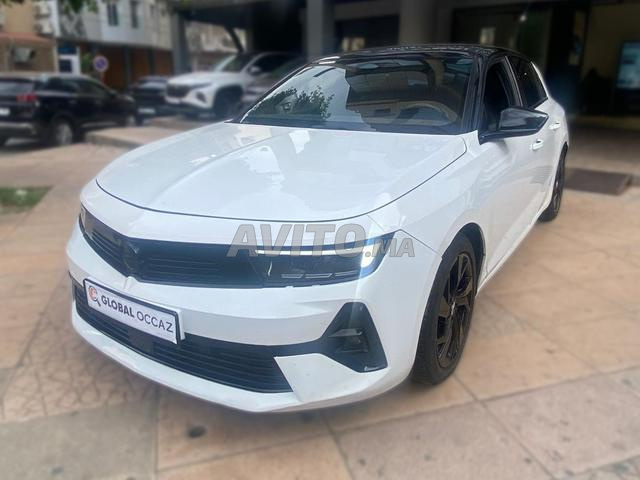 Opel Astra Diesel Automatique 2023 à Salé - 2