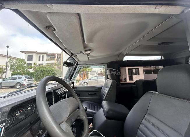 land rover defender 90