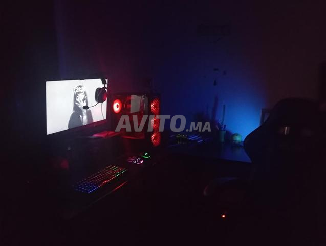 PC Gamer Bureau - 2