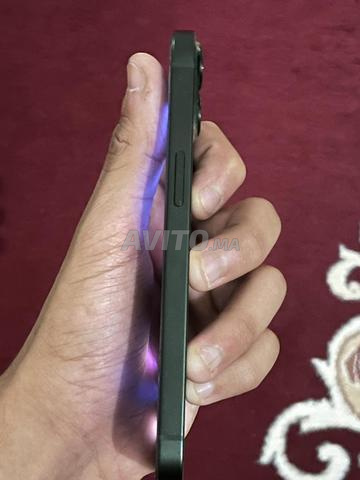 iPhone 13, jamais ouvert - 2