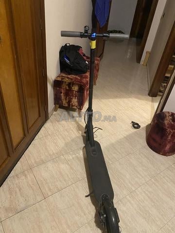 Trottinette en bon état Xiaomi Pro 2
