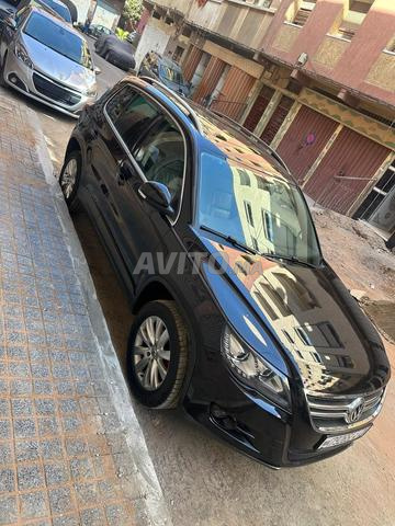 Volkswagen Tiguan - 2