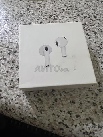 Airpods bonnes et neuves, son magnifique - 2