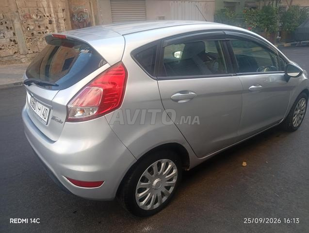 Ford Fiesta - 2