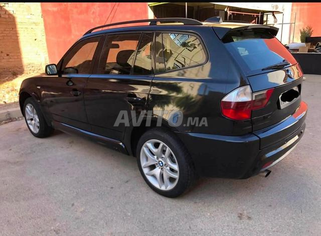 BMW X3 2 litres essence automatique - 2