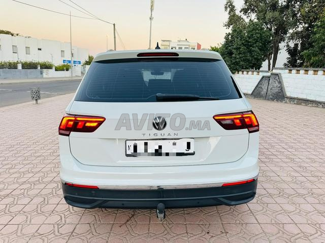 Volkswagen Tiguan - 2