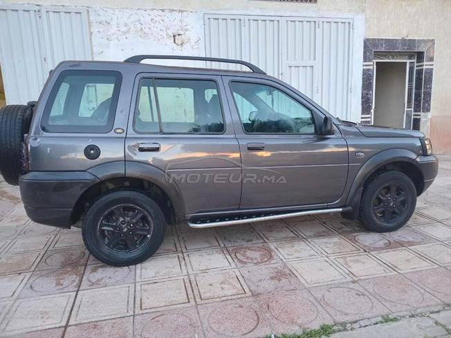 سيارة في حالة جيدة 