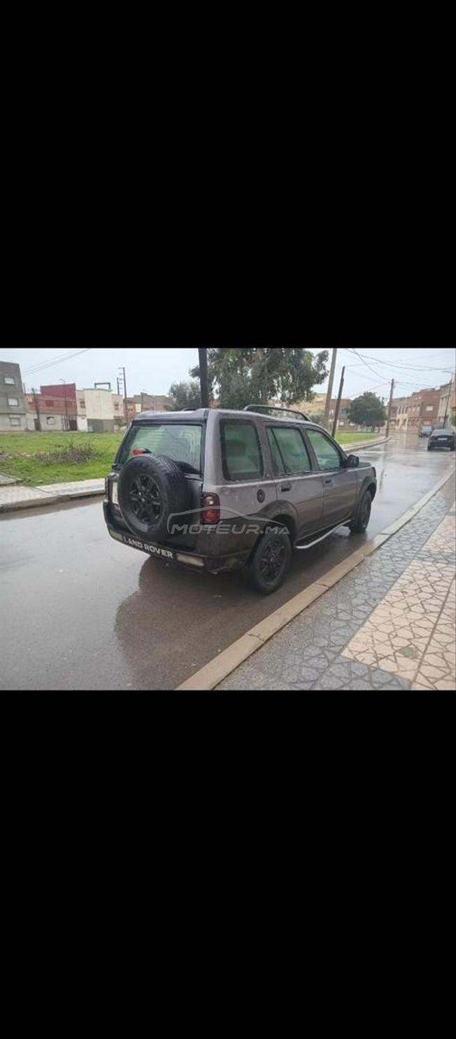 سيارة في حالة جيدة 
