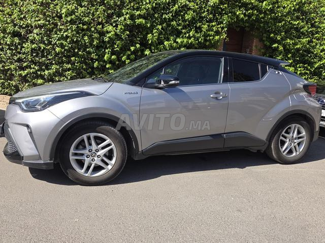 Toyota CHR en très bon état