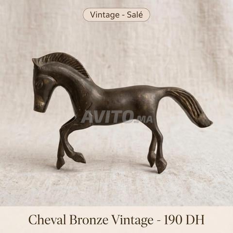 Cheval bronze vintage