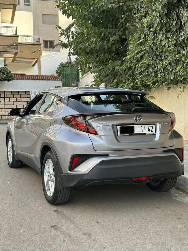 Toyota C-HR Hybride 2020 à topp