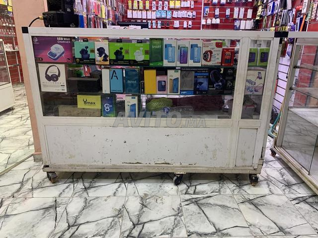 واجهة محل هواتف وكونتر - 2