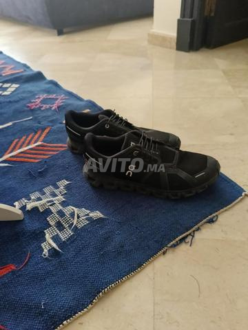 Chaussures de sport en excellent état et neuves. - 2