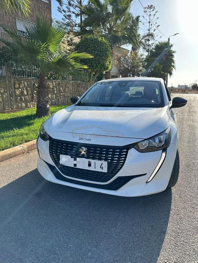 Peugeot 208 model 2023 