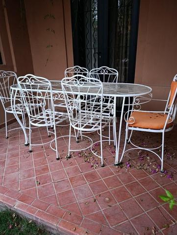 طاولة وكراسي من الحديد المطاوع - 2