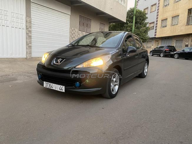 Peugeot 207 Essence Manuelle 2010 à Meknès