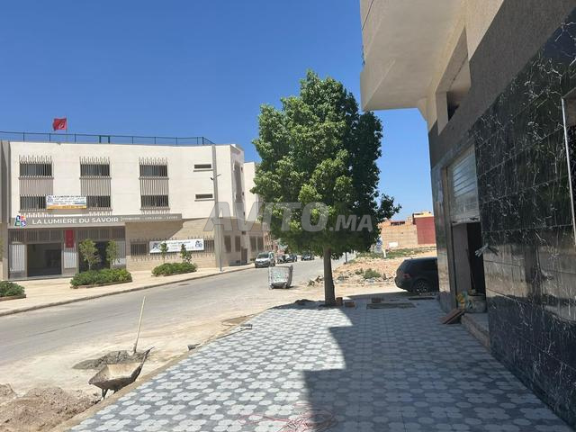 محلات تجارية للبيع في موقع تجاري ممتاز - 2