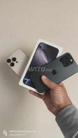 iPhone 16 Pro Max 256 état neuf 256 Go