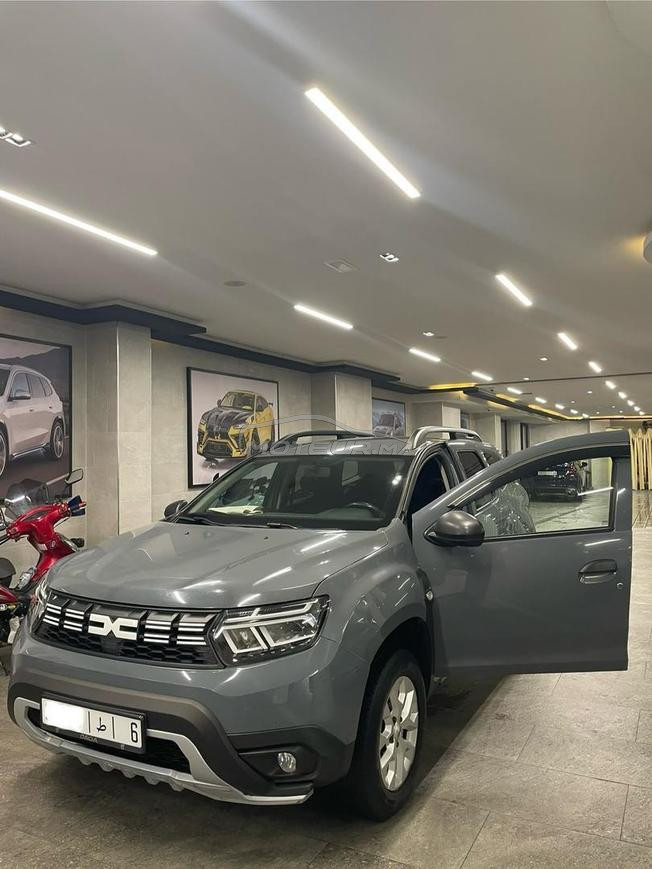 Dacia Duster Diesel Automatique 2023 à Tanger