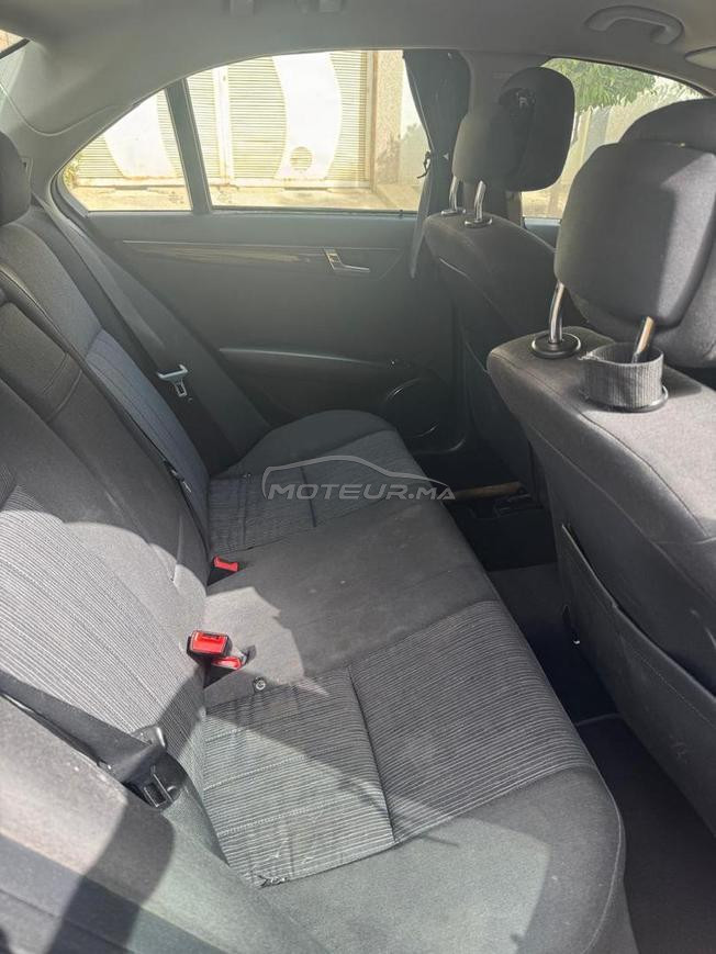 Mercedes-Benz 220 Diesel Automatique 2008 à Meknès