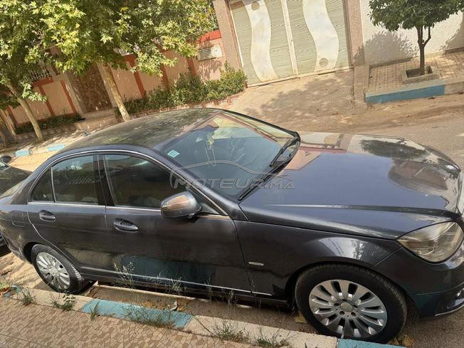 Mercedes-Benz 220 Diesel Automatique 2008 à Meknès