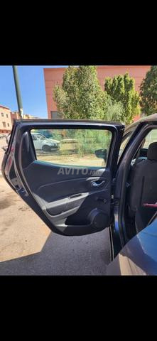 Renault Clio Diesel Manuelle 2017 à Marrakech - 2