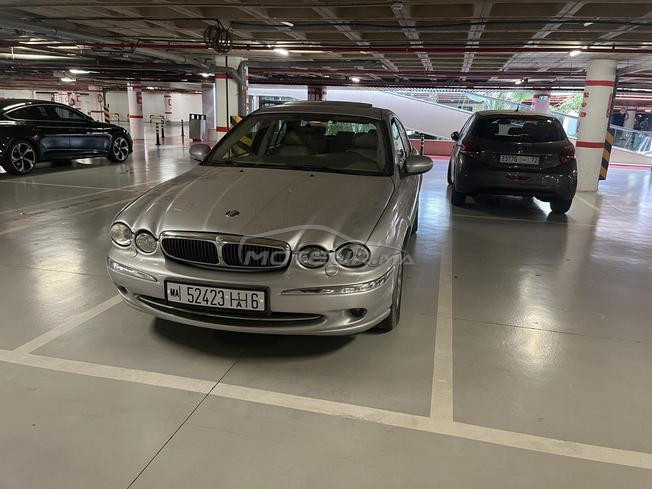 Jaguar X type vente cause départ étranger 