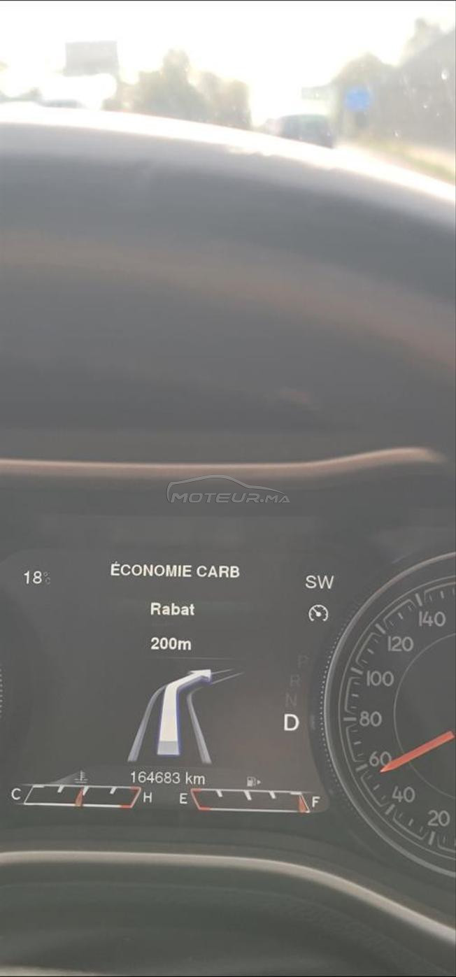 jeep Cherokee Limited بالنسبة للطلاء ديال ا
