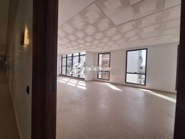 Plateau bureau neuf 50 m² à louer – Laymoune