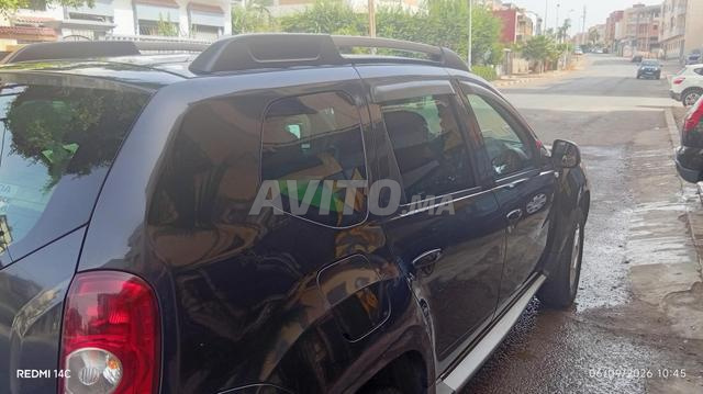 Voiture Dacia Duster modèle 2012