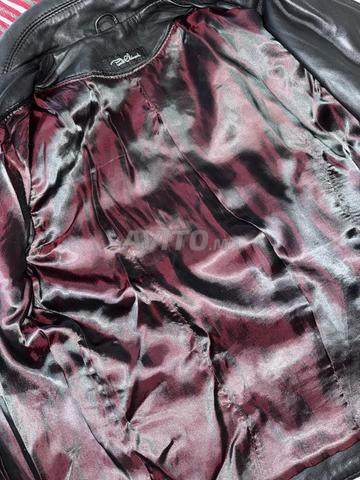 Veste en cuir en bon état - 2