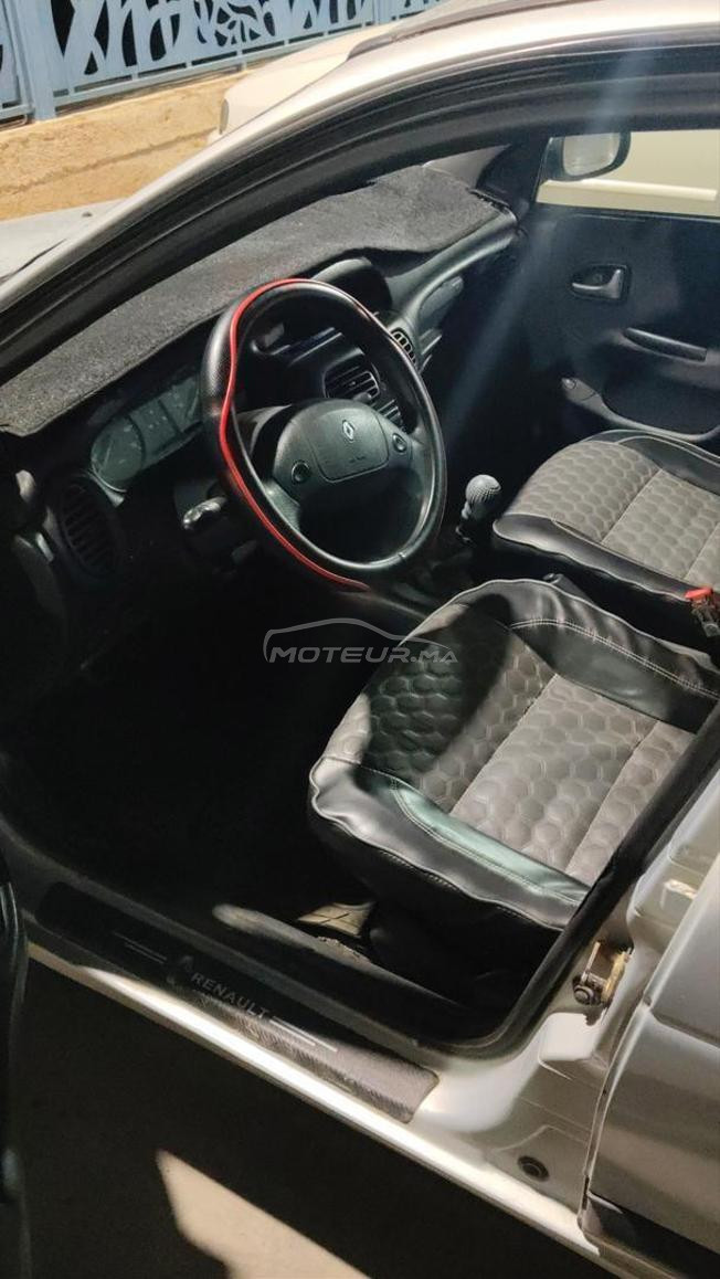 vente de voiture Mégane classique 