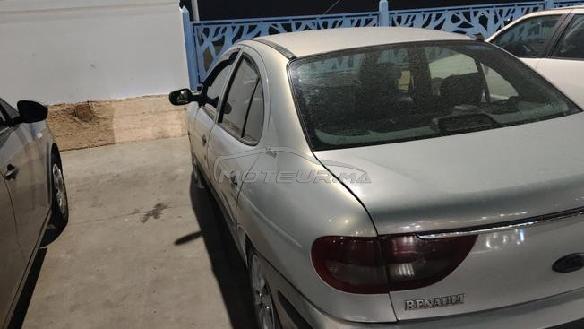 vente de voiture Mégane classique 