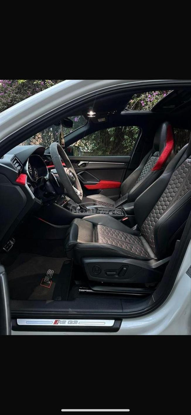 audi rsQ3 m