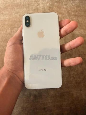 iPhone XS Max 64Go, état batterie 77%, lire description
