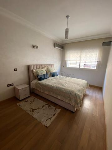 Appartement à louer 75 m² à Rabat - 2