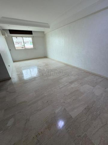 Appartement à louer 80 m² à Casablanca - 2