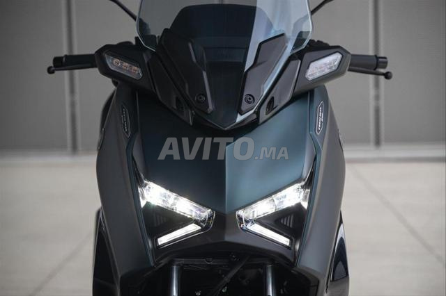 Xmax tech max 300 2025 - 2