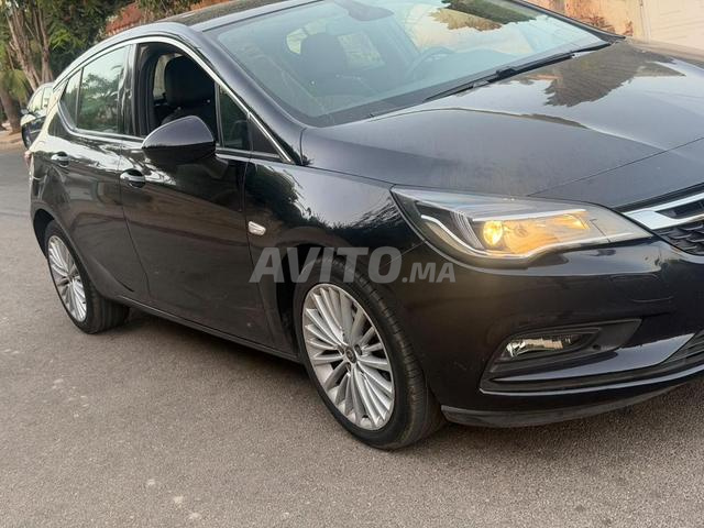 Opel Astra très bon état - 2