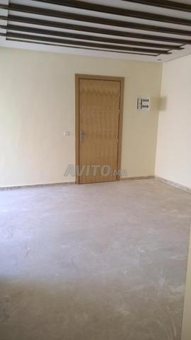 Appartement à louer 100 m² à Temara - 2