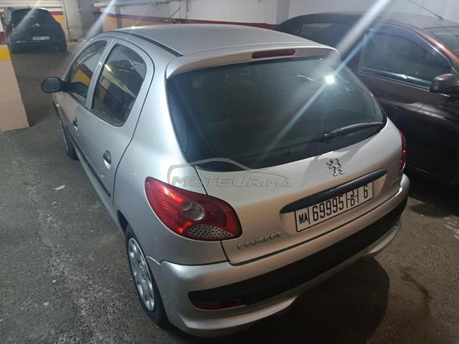 Peugeot 206 Essence Manuelle 2011 à Casablanca